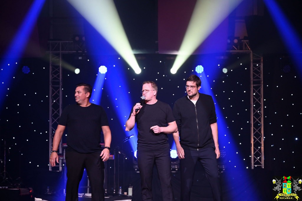 ../Images/11-11 2025 122.jpg